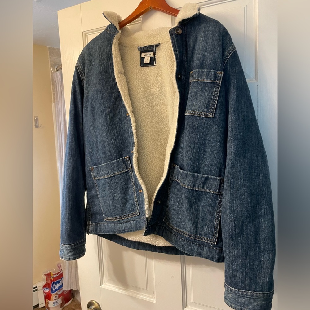 LL bean Sherpa lined denim jacket NWOT